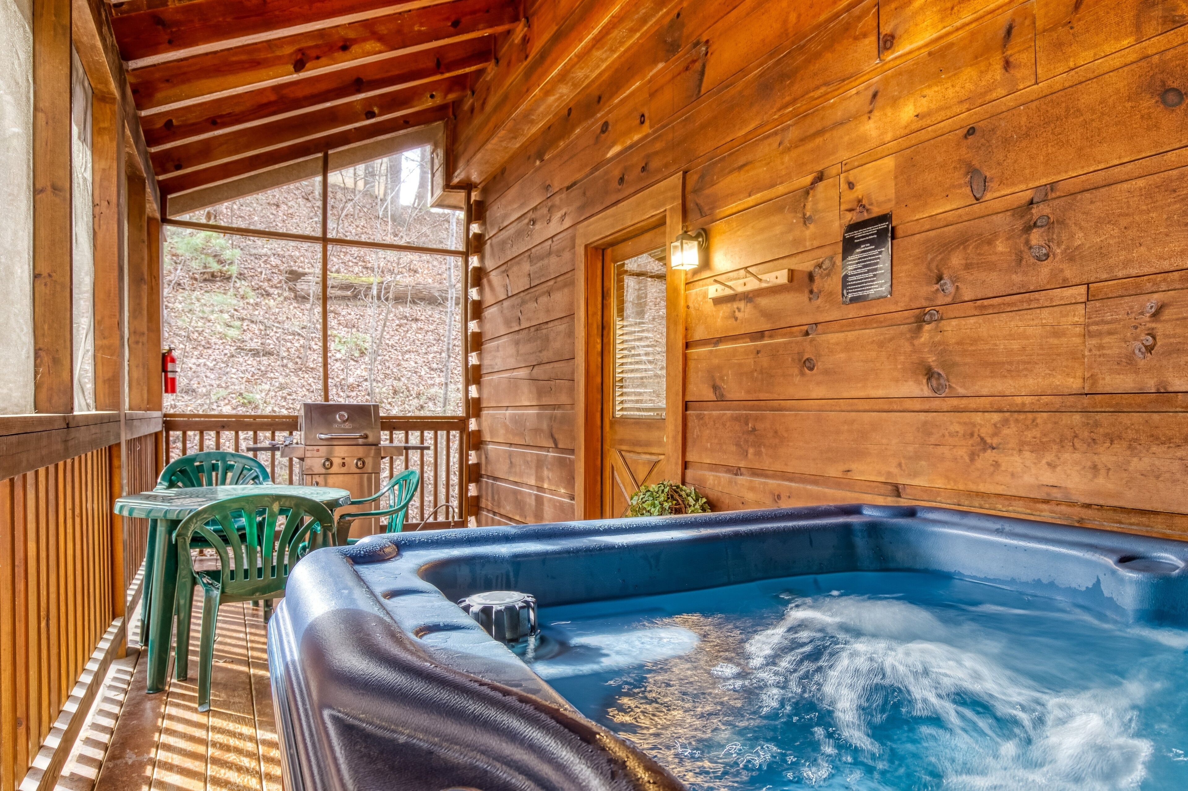 Cabin, 1 Bedroom | Outdoor dining