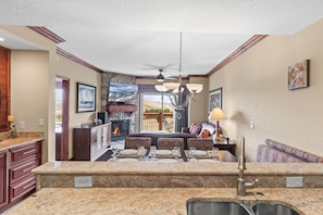 Condo, 1 Bedroom | Interior