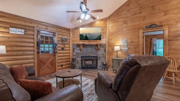 Cabin, 2 Bedrooms | Living area | Smart TV