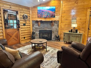 Hytte - 2 soveværelser | Opholdsområde | Smart-tv