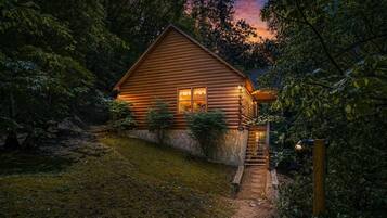 Cabin, 2 Bedrooms | Exterior