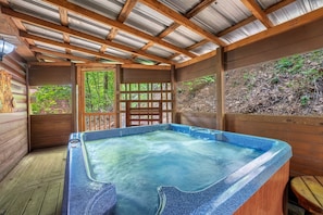 Cabin, 2 Bedrooms | Bahagian dalam