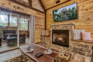 Cabin, 3 Bedrooms | Interior - Ern823 - Eagle Falls - Great Location With Private Heated Indoor Pool! Close To Town! 3 Bedroom Cabin by RedAwning (Pigeon Forge)
