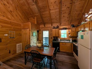 Cabin, 2 Bedrooms | Private kitchen | Fridge, oven, coffee/tea maker, toaster