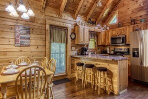 Cabin, 2 Bedrooms | Private kitchen | Fridge, oven, coffee/tea maker, toaster - ER222 - Al's Nest - Great Location - Close To Town! 2 Bedroom Cabin by RedAwning (Pigeon Forge)