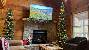 Cabin, 2 Bedrooms | Living area - Er27- Bear Naked - Great Location- Close To Town 2 Bedroom Cabin by RedAwning (Pigeon Forge)