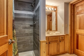 Ferienhütte, 2 Schlafzimmer | Badezimmer | Handtücher