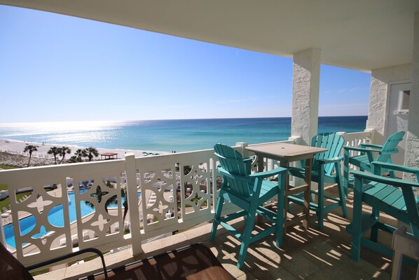 Condo, 2 Bedrooms | Outdoor dining - 466 El Matador 2 Bedroom Condo by RedAwning (Fort Walton Beach)