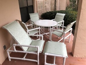 Condo, 2 Bedrooms | Property grounds