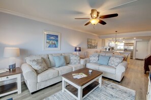 Condo, 2 Bedrooms | Interior - 461 El Matador 2 Bedroom Condo by RedAwning (Fort Walton Beach)