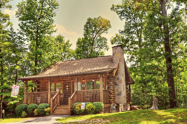 Cabin, 2 Bedrooms | Exterior