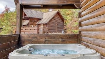 Ferienhütte, 3 Schlafzimmer | Eigener Whirlpool