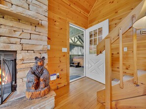 Cabin, 2 Bedrooms | Interior