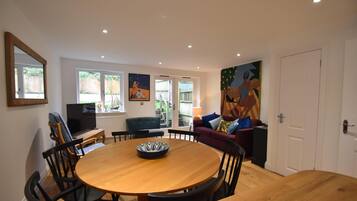 Comfort Cottage | 3 bedrooms, individually decorated, individually furnished