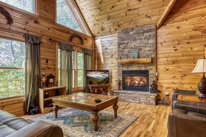 Cabin, 2 Bedrooms | Living area