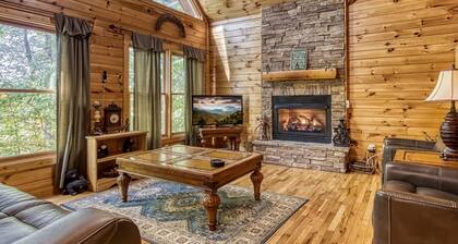 Whispering Oaks - Private Pigeon Forge Getaway...close To Tanger Outlet Shopping 2 Bedroom Cabin by RedAwning