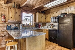Cabin, 2 Bedrooms | Private kitchen | Fridge, oven, coffee/tea maker, toaster - A Place In Time - Great Cabin - Awesome Views, 2 Bedroom Cabin by RedAwning (Sevierville)