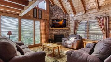 Cabin, 5 Bedrooms | Interior