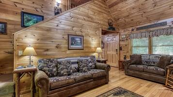 Cabin, 2 Bedrooms | Interior