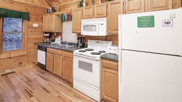 Baita, 1 camera da letto | Cucina privata | Frigorifero, forno, macchina per tè/caffè, tostapane