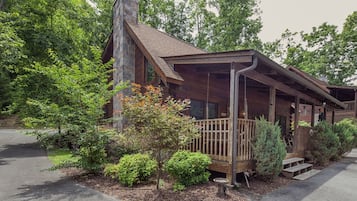 Cabin, 3 Bedrooms | Exterior