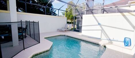 Maison mitoyenne, 5 chambres | Piscine