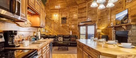 Cabane, 1 chambre | Cuisine privée | Réfrigérateur, four, cafetière/bouilloire, grille-pain