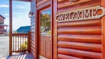 Cabin, 1 Bedroom | Exterior detail