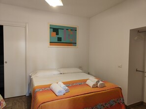 1 Schlafzimmer, Bügeleisen/Bügelbrett, Reisekinderbett, kostenloses WLAN