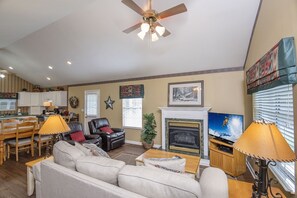 Interior - Our Tennessee Mountain Home - Great Location! Close To All The Action! 2 Bedroom Cabin by RedAwning (Pigeon Forge)