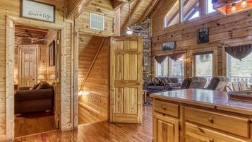Cabana, 4 quartos | Cozinha privada | Geladeira, fogão, cafeteira/chaleira, torradeira