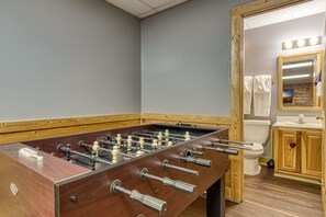 Cabane, plusieurs chambres | Intérieur