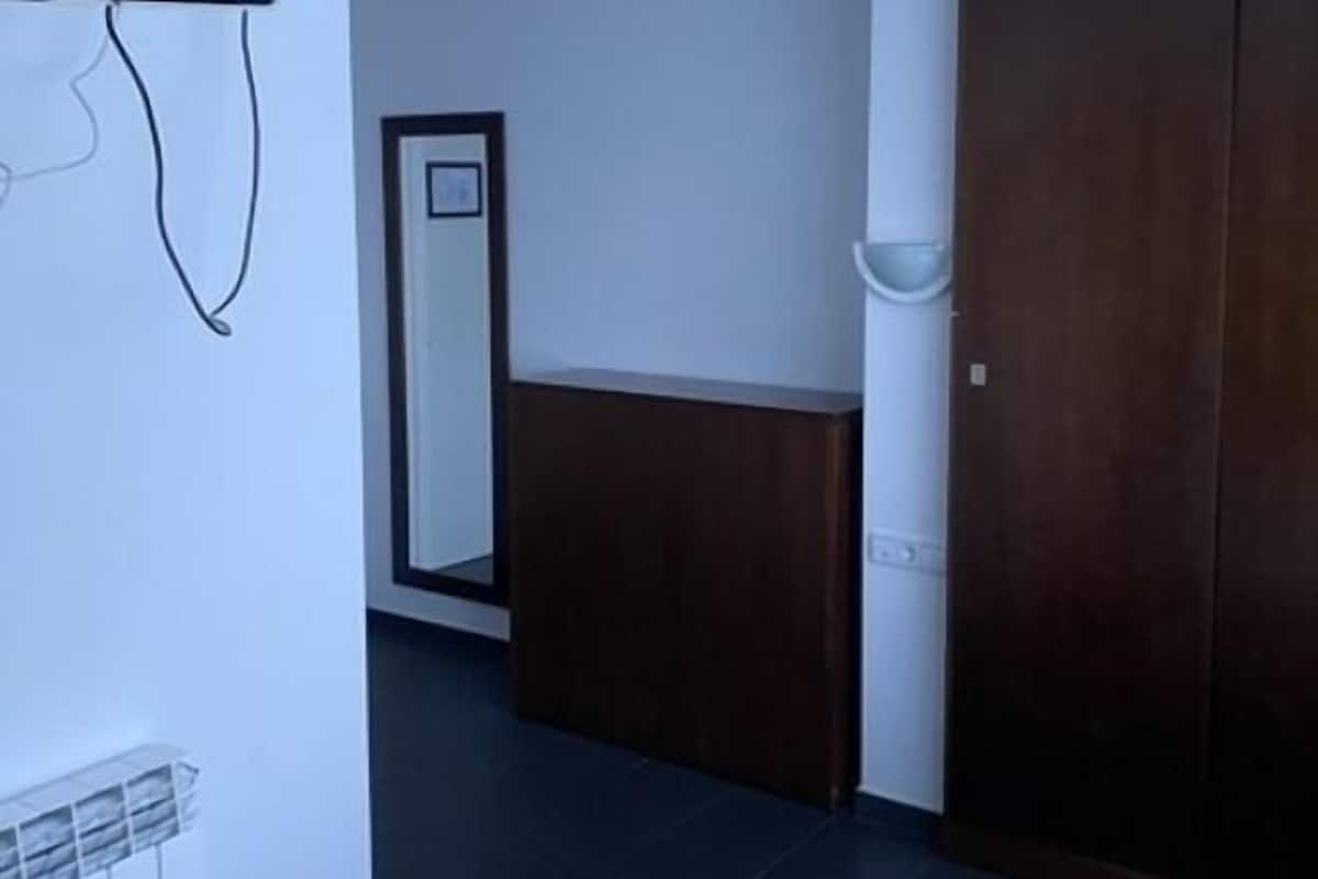 Caja de seguridad en la habitación, escritorio y wifi gratis