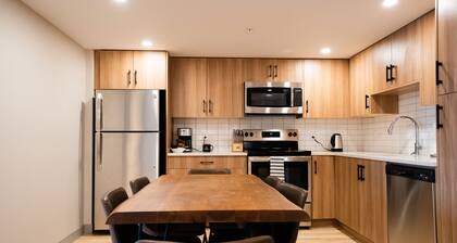 Superior King Two Bedroom Apartment