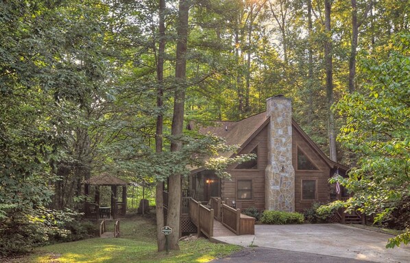 Cabin, 2 Bedrooms | Exterior