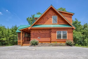 Cabin, 2 Bedrooms | Exterior