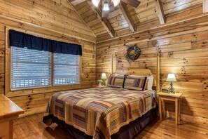 2 bedrooms, free WiFi - Ern859 - Absolute Paradise - Great Location! Close To All The Action! 2 Bedroom Cabin by RedAwning (Pigeon Forge)
