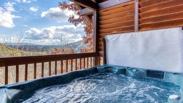 Cabin, 2 Bedrooms | Outdoor spa tub