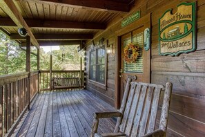 Cabin, 3 Bedrooms | Exterior