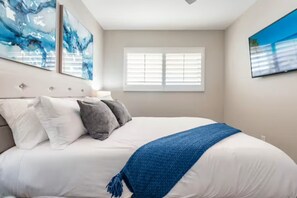 2 bedrooms, desk, iron/ironing board, travel cot