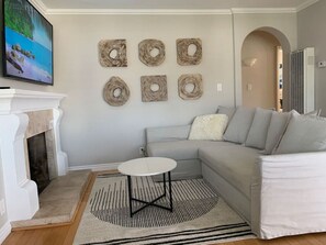 Smart TV, fireplace, offices