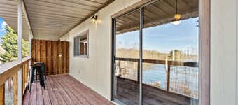 Keowee Cove Dock & Lake Views!