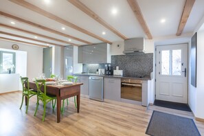 Fridge, microwave, oven, dishwasher - Maison Clos Fleuri - Four Bedroom House, Sleeps 7 (Lassouts)