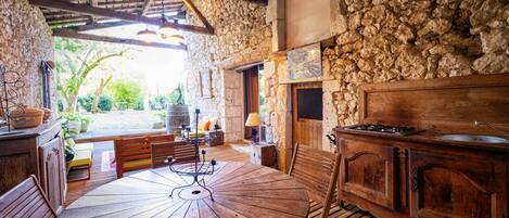 Restauration extérieure