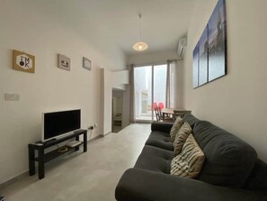 Smart TV, video library
