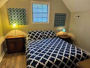 3 quartos, Wi-Fi de cortesia, roupa de cama