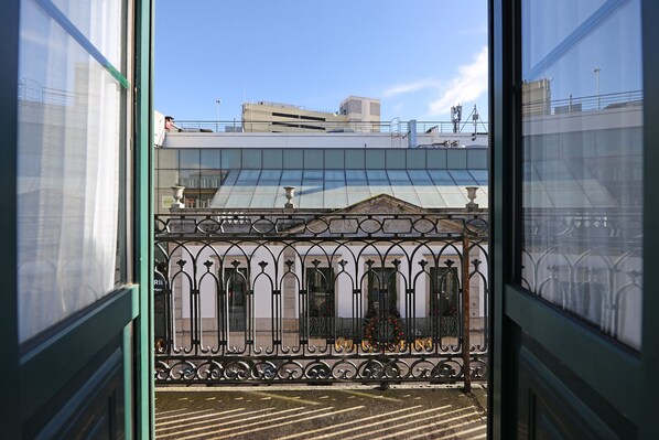 Standard Double Room | View from room - FLH Downtown GuestHouse (Porto)