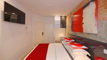 Standard Double Room | Desk, free WiFi