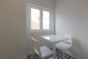 Quarto duplo executivo | Escrivaninha, Wi-Fi de cortesia