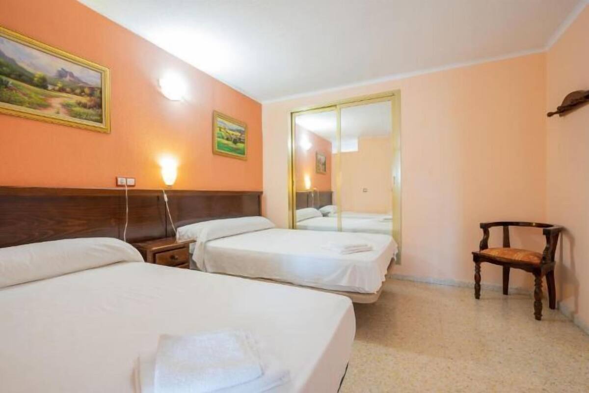 Down comforters, minibar, soundproofing, free WiFi